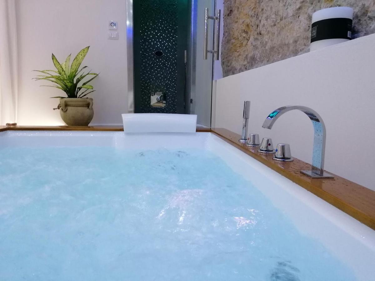 Mastrangelo Suite & Spa Palermo Exteriör bild